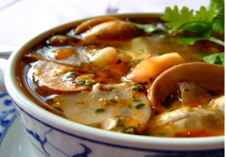 7) Sauer-Scharf-Suppe